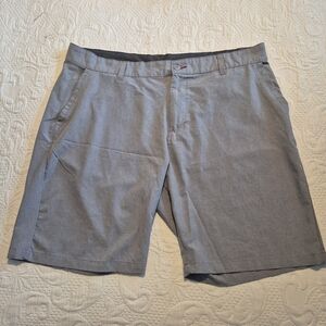 Burnside men's size 40 gray light weight flat front shorts 4 pockets 1 zips VGUC